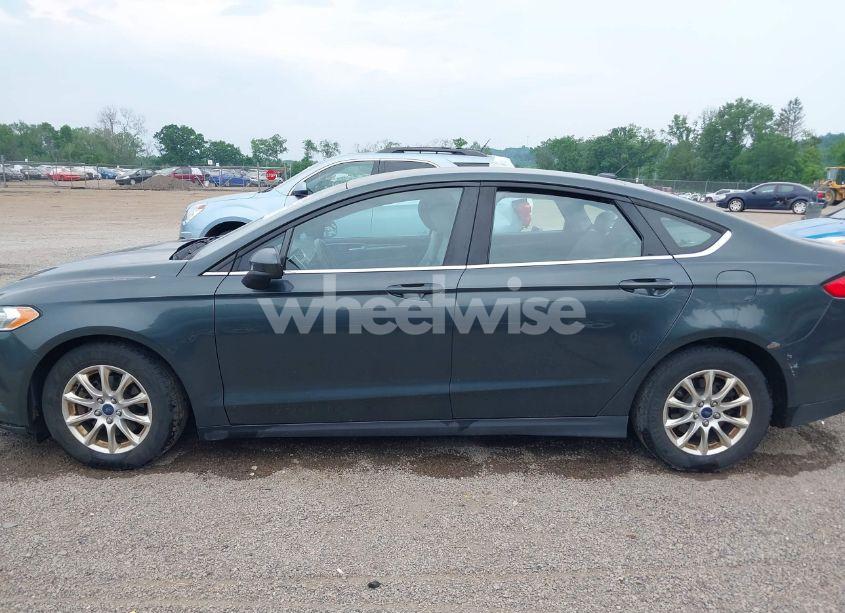 Photo 14 of 2015 Ford Fusion S (VIN 3FA6P0G75FR212013)