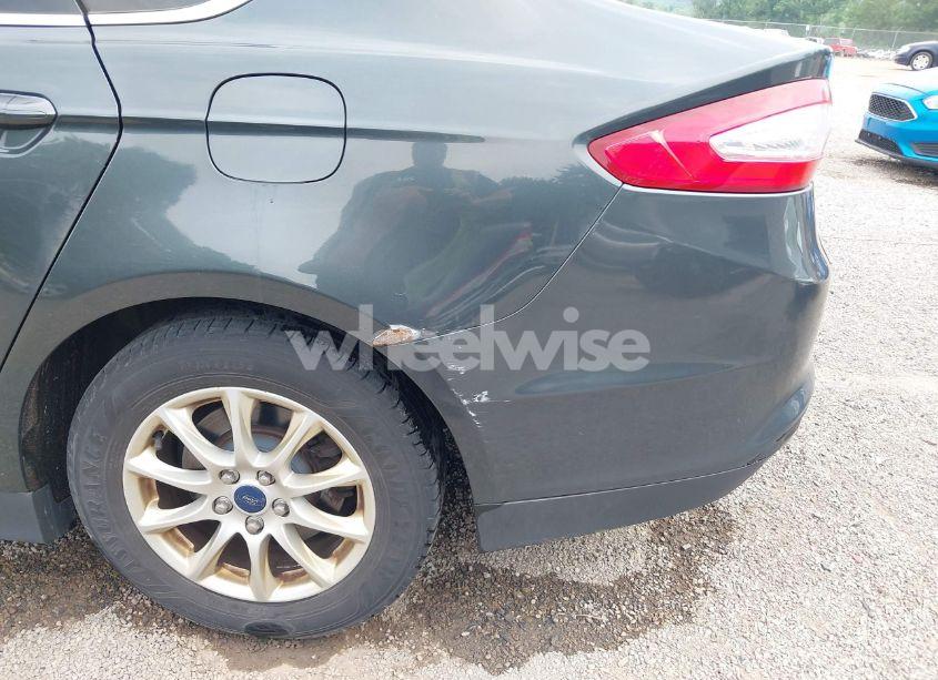 Photo 17 of 2015 Ford Fusion S (VIN 3FA6P0G75FR212013)