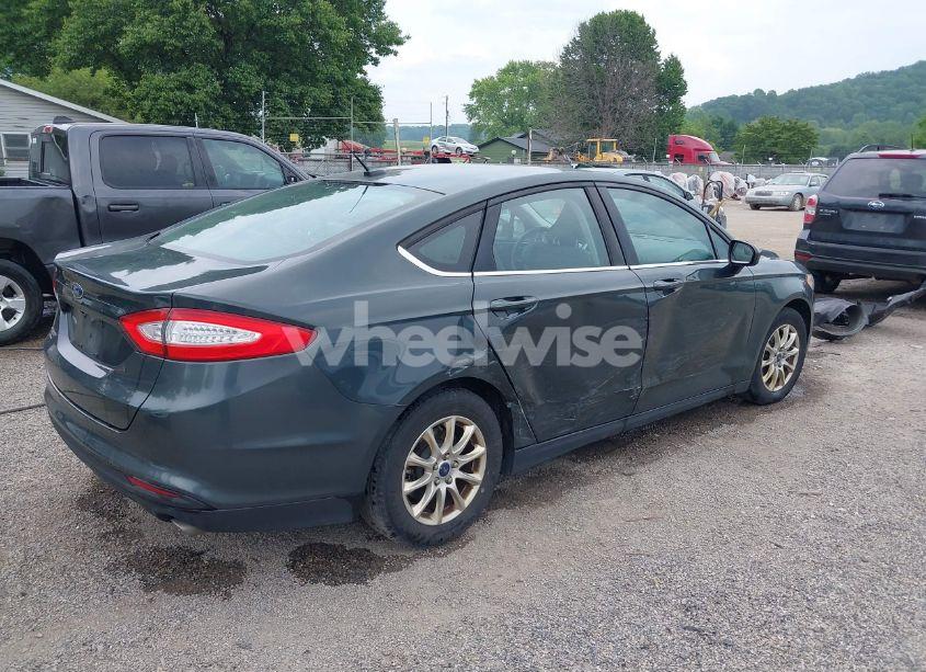 Photo 4 of 2015 Ford Fusion S (VIN 3FA6P0G75FR212013)