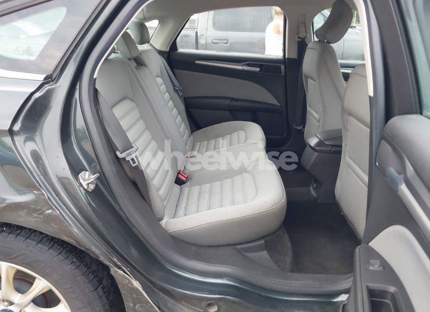 Photo 8 of 2015 Ford Fusion S (VIN 3FA6P0G75FR212013)