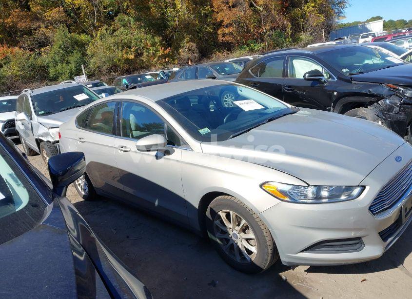 Photo 13 of 2015 Ford Fusion S (VIN 3FA6P0G75FR299329)