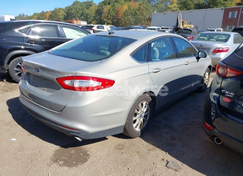 Photo 4 of 2015 Ford Fusion S (VIN 3FA6P0G75FR299329)