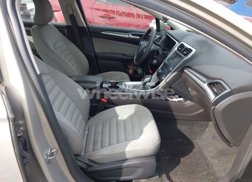 Photo 5 of 2015 Ford Fusion S (VIN 3FA6P0G75FR299329)