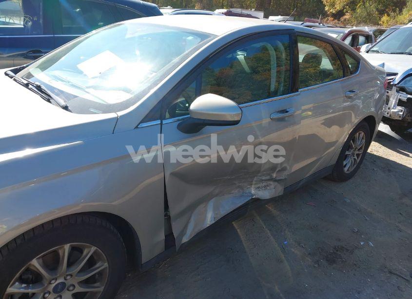 Photo 6 of 2015 Ford Fusion S (VIN 3FA6P0G75FR299329)