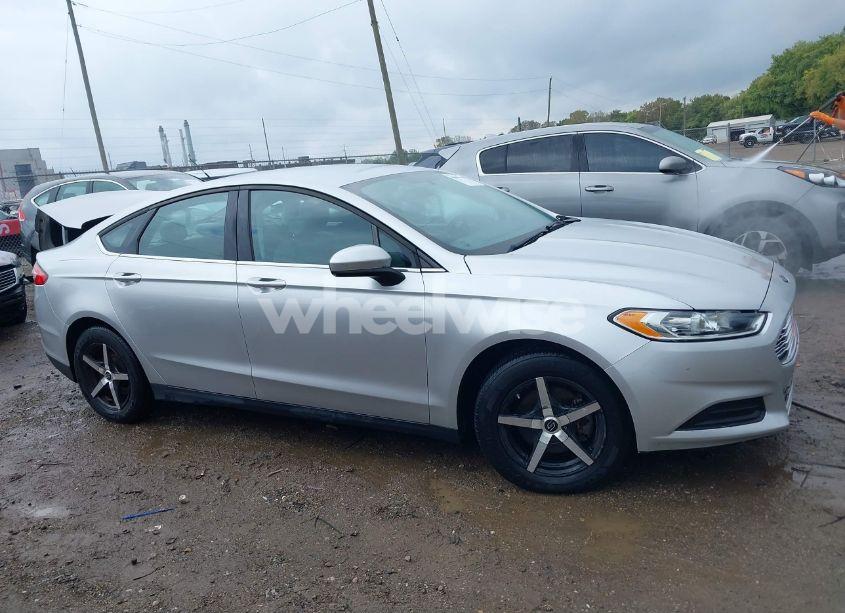 Photo 13 of 2016 Ford Fusion S (VIN 3FA6P0G75GR131675)