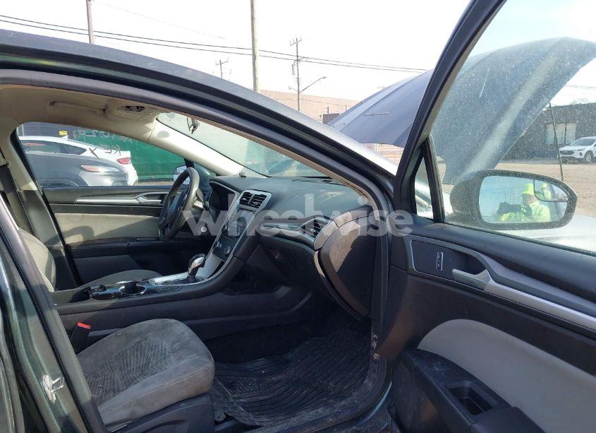 Photo 5 of 2016 Ford Fusion S (VIN 3FA6P0G75GR152204)