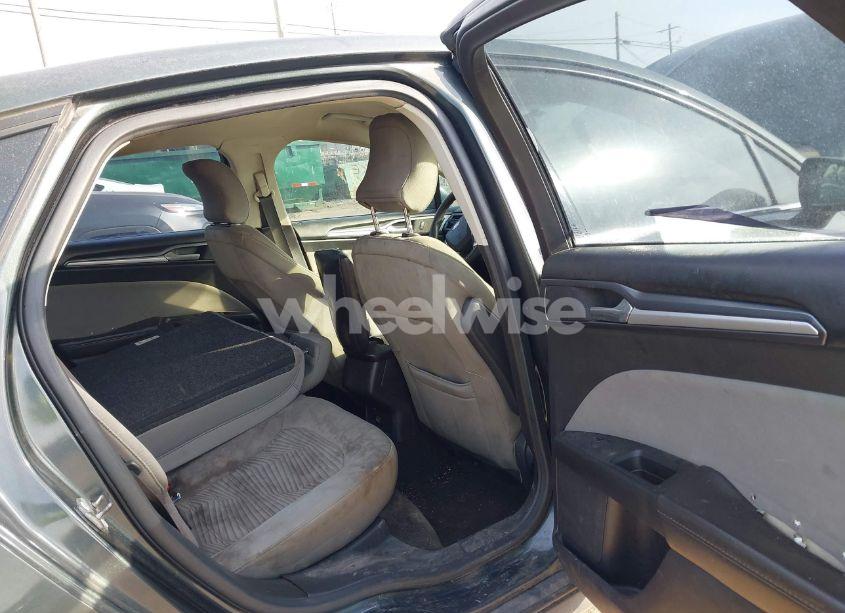 Photo 8 of 2016 Ford Fusion S (VIN 3FA6P0G75GR152204)