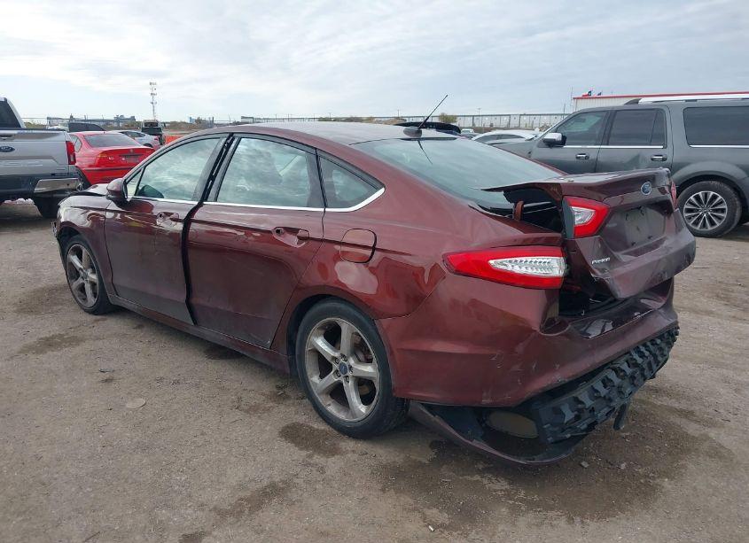 Photo 3 of 2016 Ford Fusion S (VIN 3FA6P0G75GR193125)