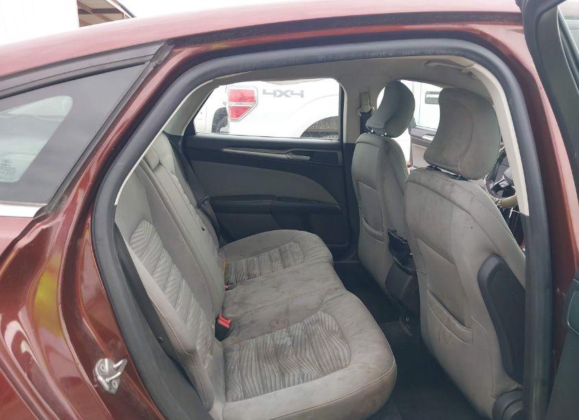 Photo 8 of 2016 Ford Fusion S (VIN 3FA6P0G75GR193125)