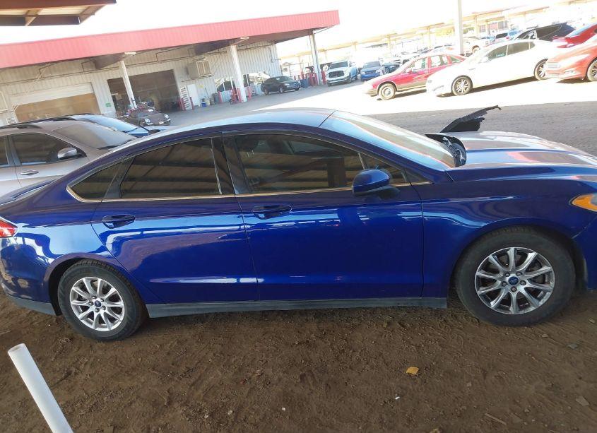 Photo 13 of 2016 Ford Fusion S (VIN 3FA6P0G75GR259821)