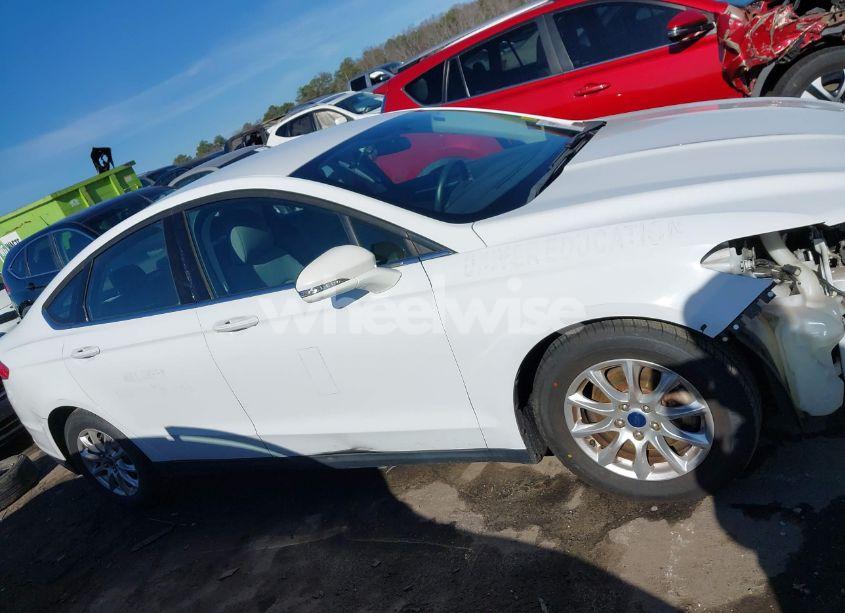 Photo 14 of 2016 Ford Fusion S (VIN 3FA6P0G75GR332749)