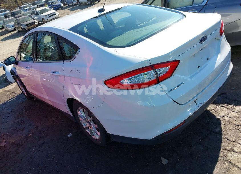 Photo 3 of 2016 Ford Fusion S (VIN 3FA6P0G75GR332749)