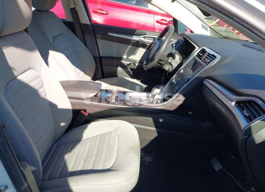 Photo 5 of 2016 Ford Fusion S (VIN 3FA6P0G75GR332749)