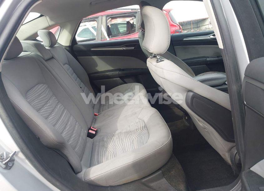 Photo 8 of 2016 Ford Fusion S (VIN 3FA6P0G75GR337448)