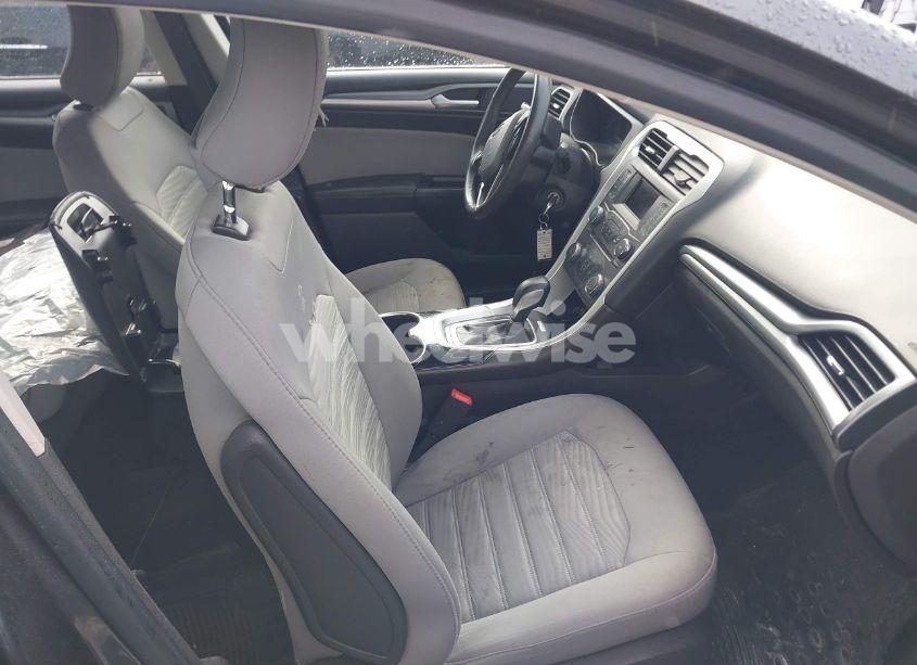 Photo 5 of 2016 Ford Fusion S (VIN 3FA6P0G75GR369266)