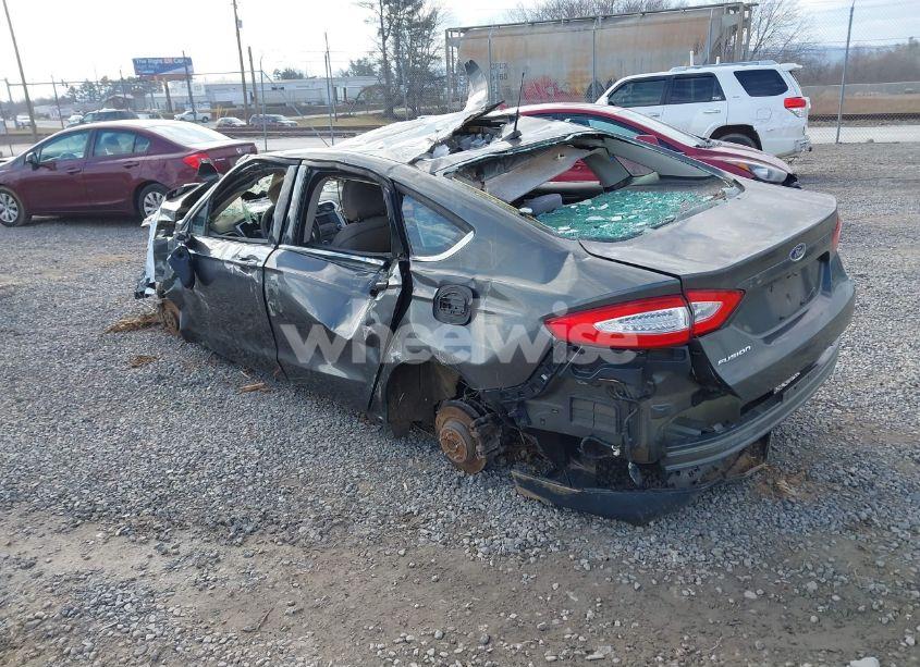 Photo 3 of 2016 Ford Fusion S (VIN 3FA6P0G75GR389694)