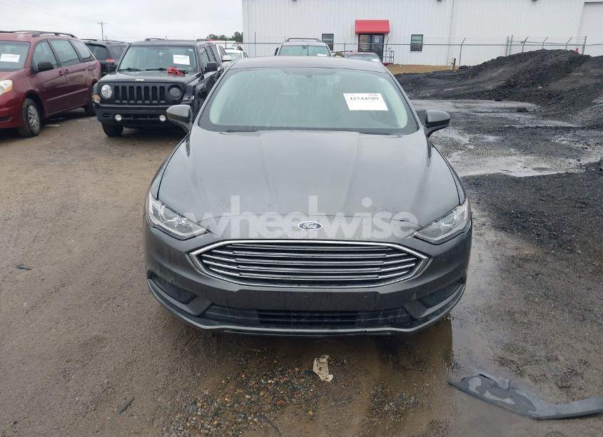 Photo 13 of 2017 Ford Fusion S (VIN 3FA6P0G75HR169893)