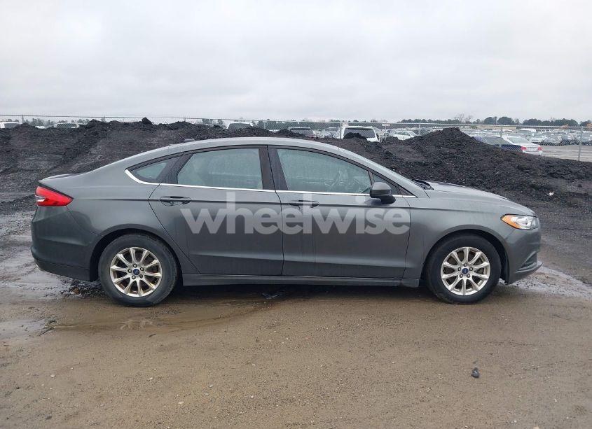 Photo 14 of 2017 Ford Fusion S (VIN 3FA6P0G75HR169893)