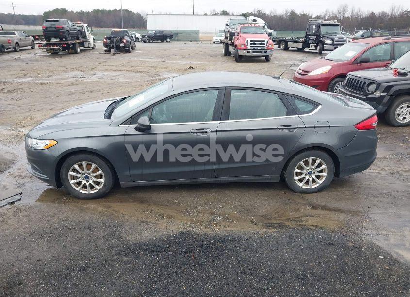 Photo 15 of 2017 Ford Fusion S (VIN 3FA6P0G75HR169893)