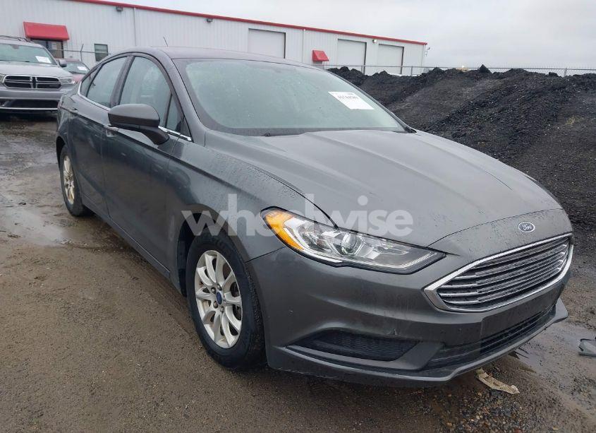 Photo 18 of 2017 Ford Fusion S (VIN 3FA6P0G75HR169893)