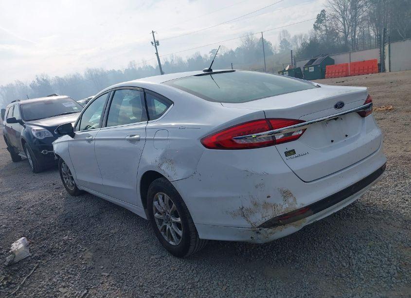 Photo 3 of 2017 Ford Fusion S (VIN 3FA6P0G75HR236573)