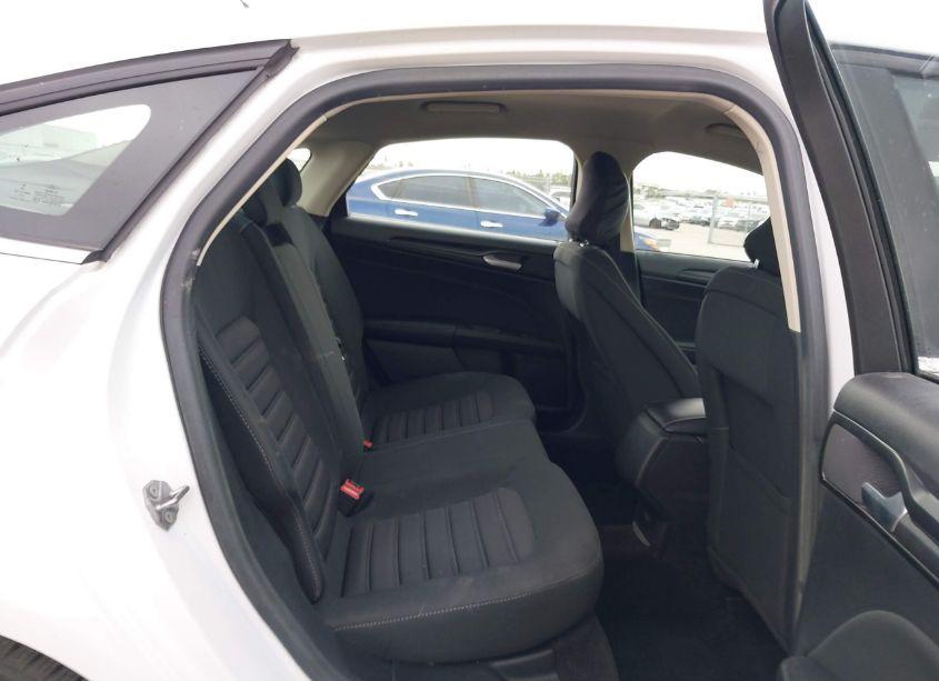 Photo 8 of 2018 Ford Fusion S (VIN 3FA6P0G75JR224364)