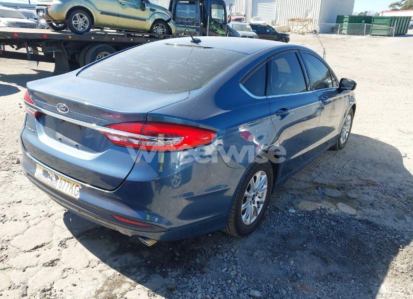 Photo 4 of 2018 Ford Fusion S (VIN 3FA6P0G75JR273385)