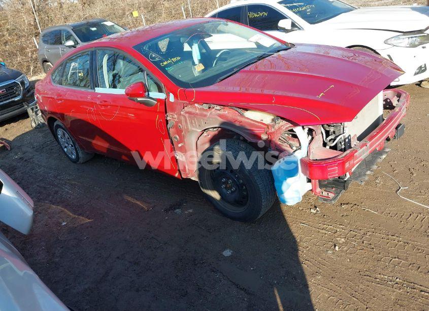 2020 Ford Fusion S (VIN 3FA6P0G75LR200116) main photo