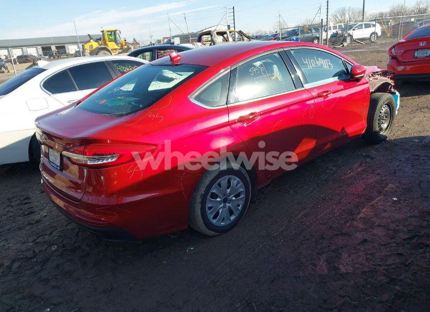 Photo 4 of 2020 Ford Fusion S (VIN 3FA6P0G75LR200116)