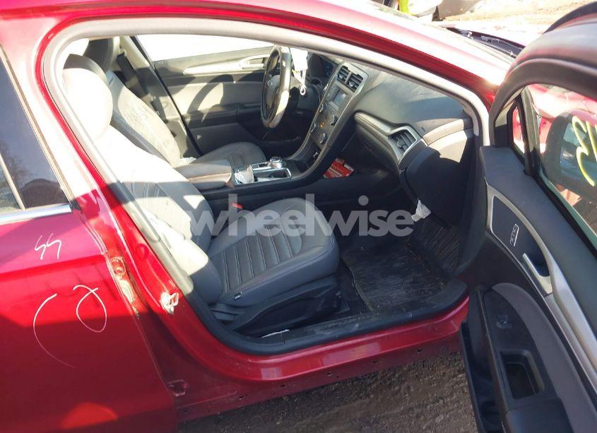 Photo 5 of 2020 Ford Fusion S (VIN 3FA6P0G75LR200116)