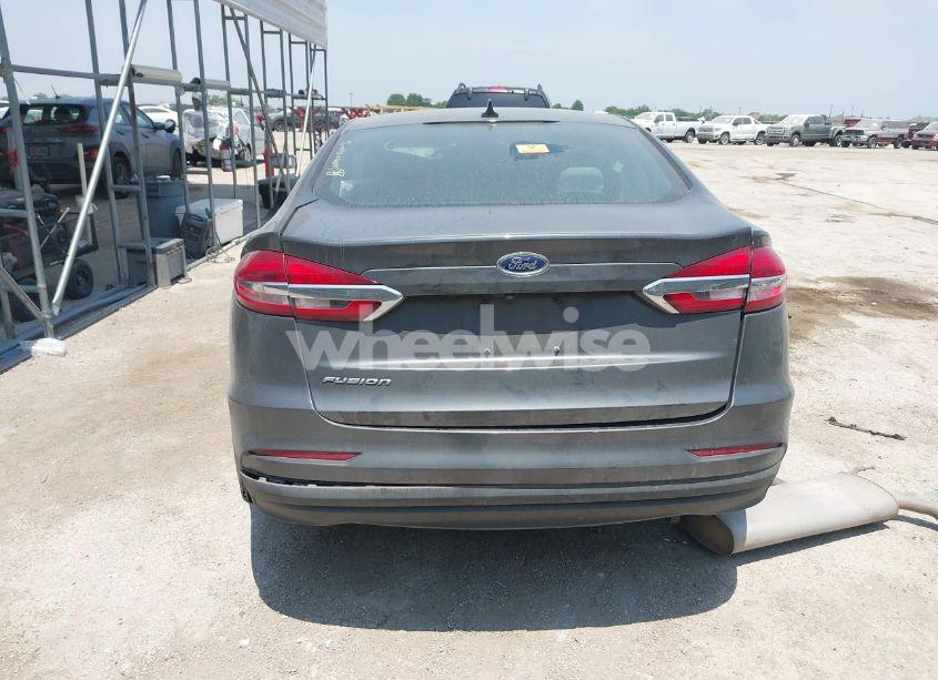 Photo 16 of 2020 Ford Fusion S (VIN 3FA6P0G75LR200844)