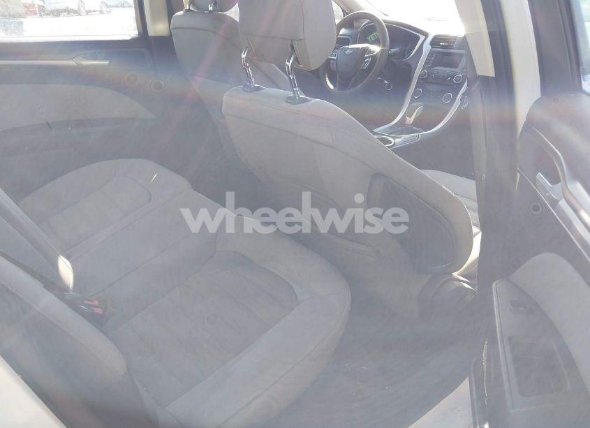 Photo 8 of 2013 Ford Fusion S (VIN 3FA6P0G76DR211501)