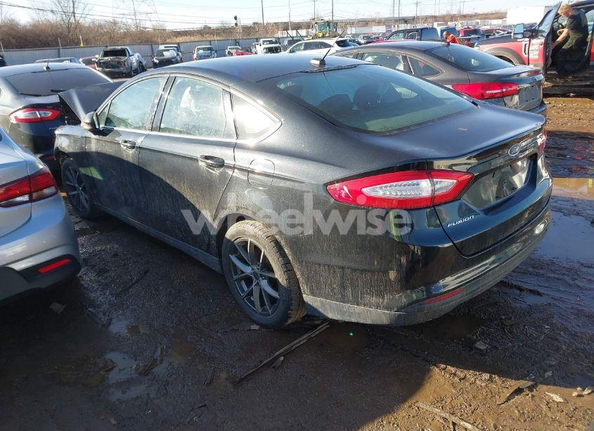 Photo 3 of 2013 Ford Fusion S (VIN 3FA6P0G76DR320590)