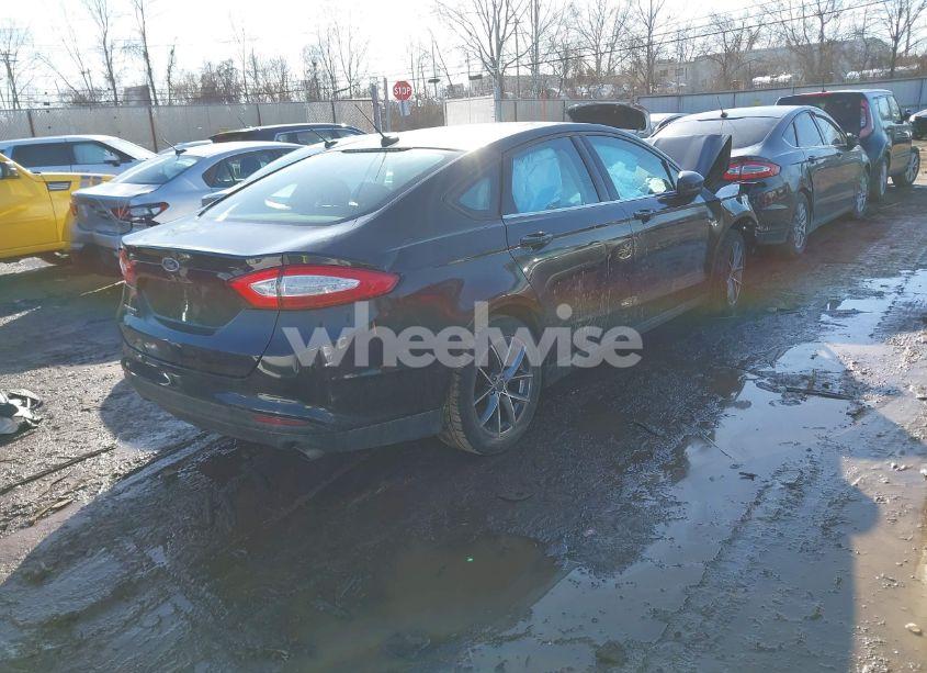 Photo 4 of 2013 Ford Fusion S (VIN 3FA6P0G76DR320590)