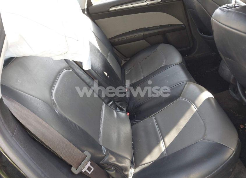 Photo 8 of 2013 Ford Fusion S (VIN 3FA6P0G76DR320590)