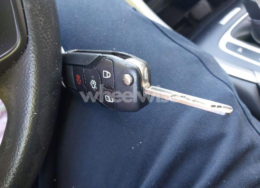 Photo 11 of 2014 Ford Fusion S (VIN 3FA6P0G76ER104482)