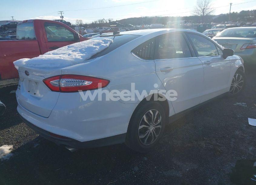 Photo 4 of 2014 Ford Fusion S (VIN 3FA6P0G76ER104482)