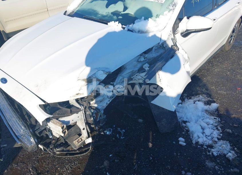 Photo 6 of 2014 Ford Fusion S (VIN 3FA6P0G76ER104482)