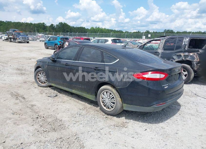 Photo 3 of 2014 Ford Fusion S (VIN 3FA6P0G76ER167887)