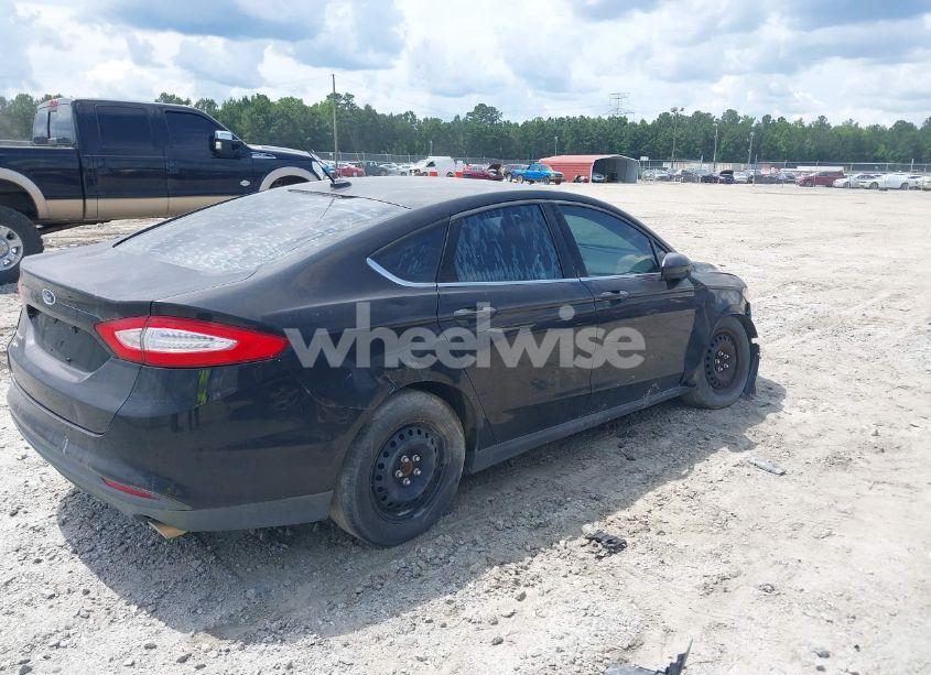 Photo 4 of 2014 Ford Fusion S (VIN 3FA6P0G76ER167887)