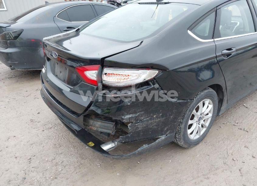 Photo 6 of 2015 Ford Fusion S (VIN 3FA6P0G76FR106251)