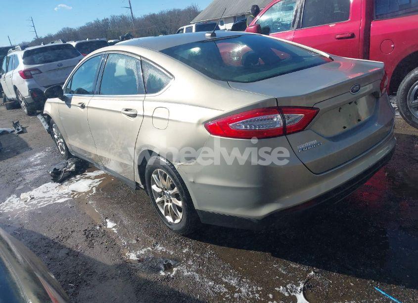 Photo 3 of 2015 Ford Fusion S (VIN 3FA6P0G76FR256344)