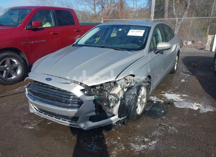 Photo 6 of 2015 Ford Fusion S (VIN 3FA6P0G76FR256344)