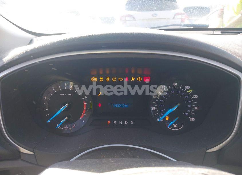 Photo 7 of 2015 Ford Fusion S (VIN 3FA6P0G76FR256344)