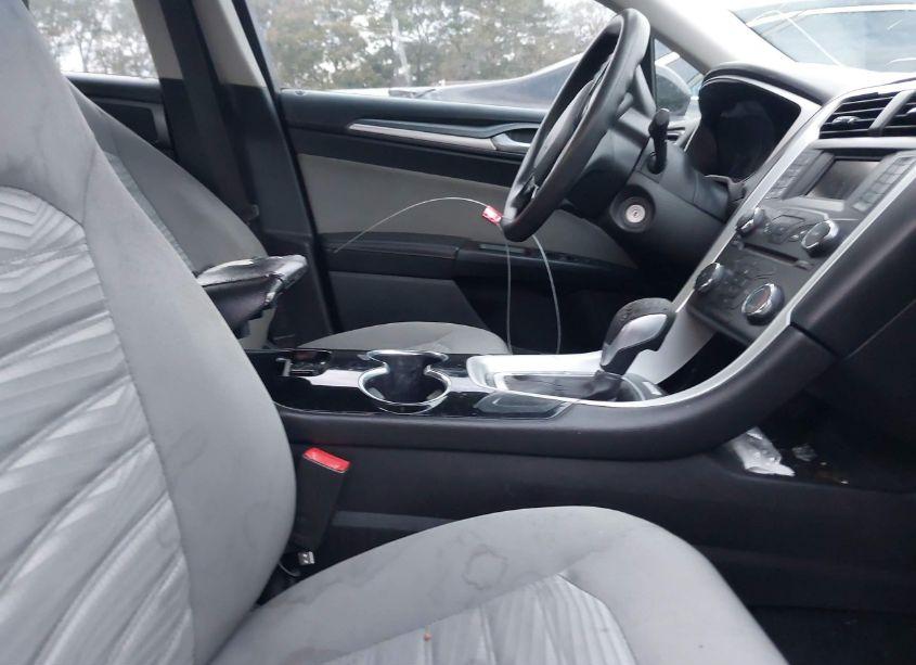 Photo 5 of 2016 Ford Fusion S (VIN 3FA6P0G76GR103626)