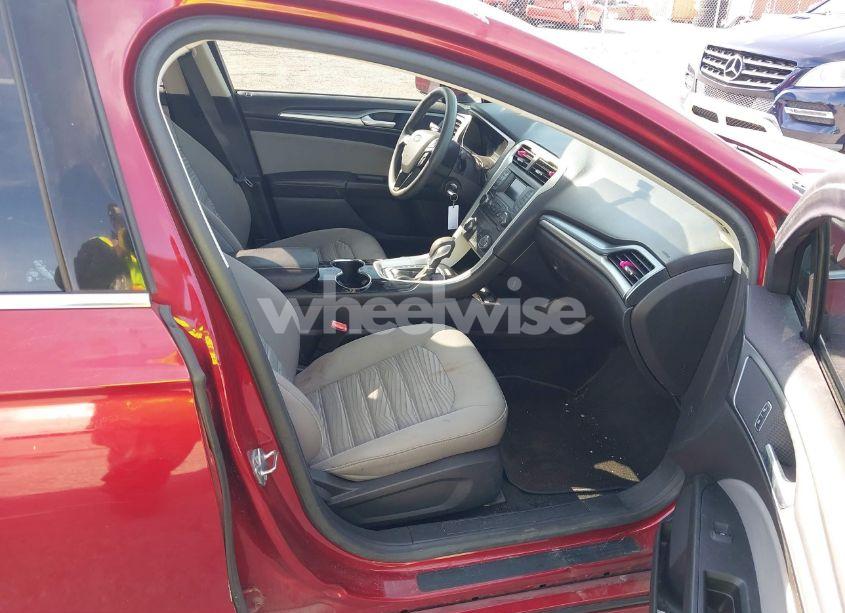 Photo 5 of 2016 Ford Fusion S (VIN 3FA6P0G76GR110611)