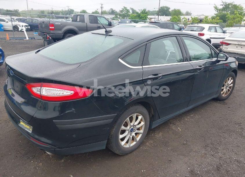 Photo 4 of 2016 Ford Fusion S (VIN 3FA6P0G76GR176818)