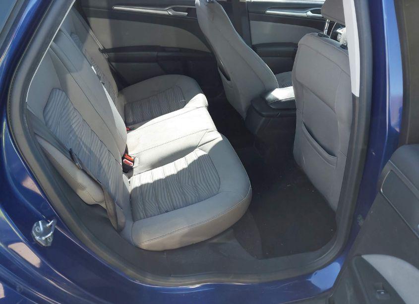 Photo 8 of 2016 Ford Fusion S (VIN 3FA6P0G76GR243966)