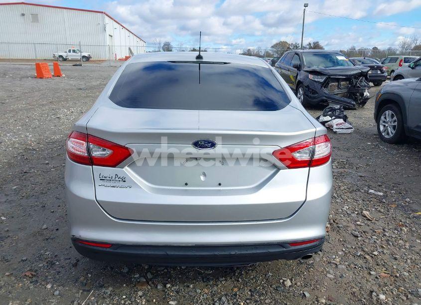 Photo 16 of 2016 Ford Fusion S (VIN 3FA6P0G76GR273579)