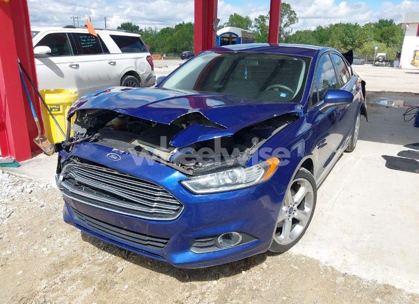Photo 2 of 2016 Ford Fusion S (VIN 3FA6P0G76GR287840)